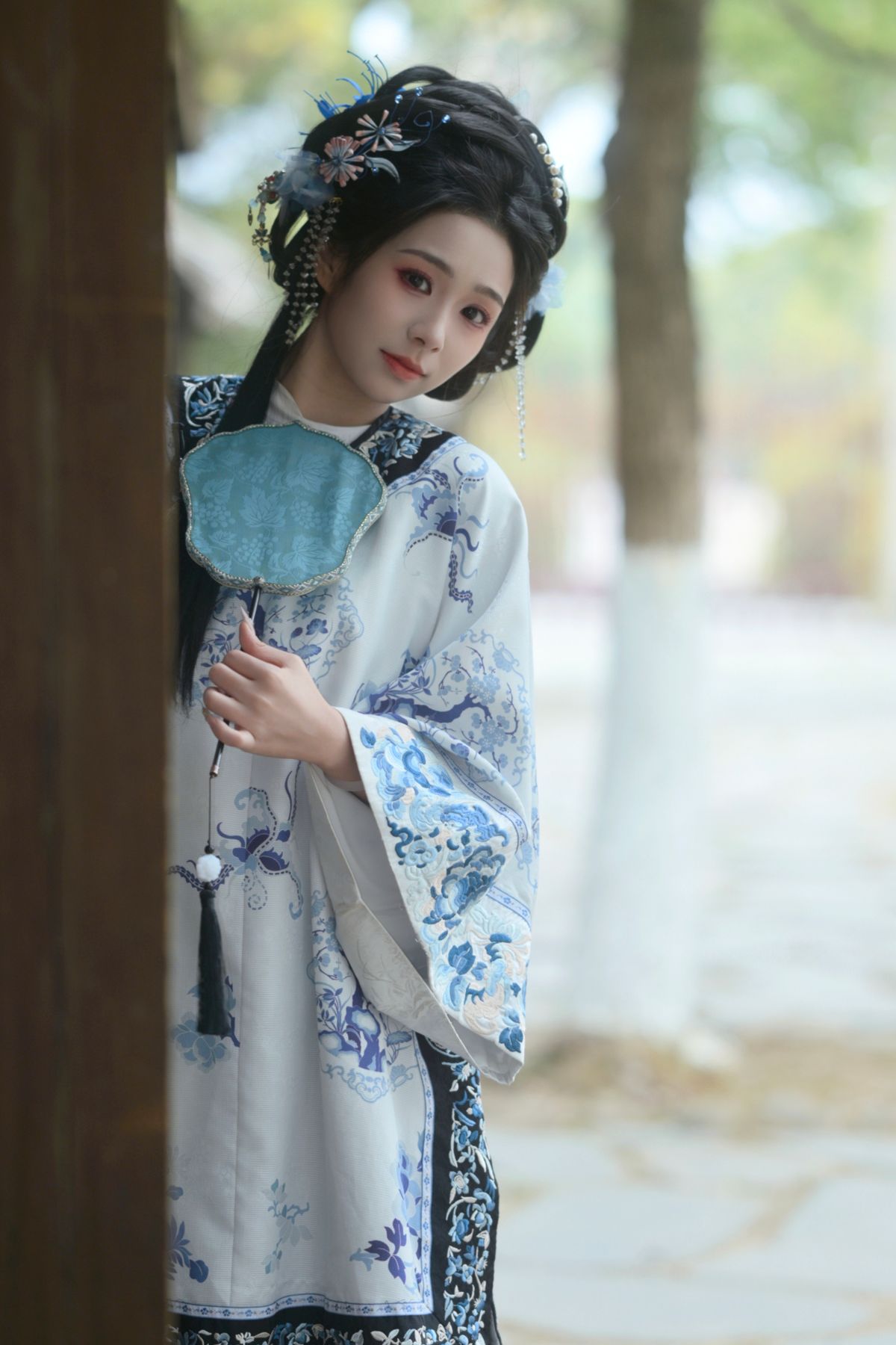 Hanfu makeover photoshoot