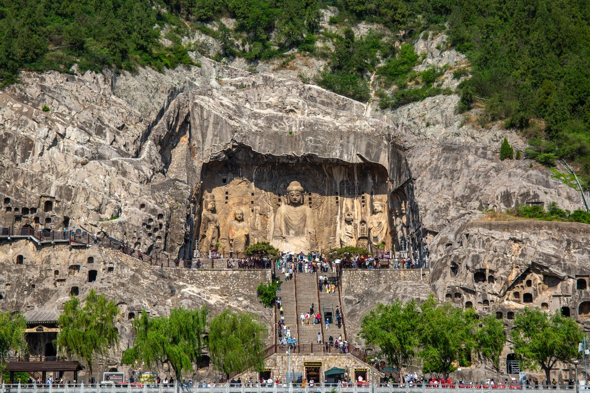 Longmen Grottoes private day tour