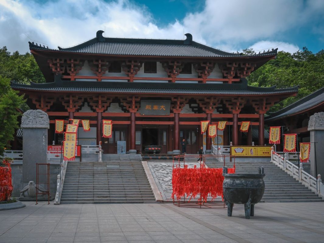 temple 38460533